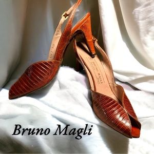 VINTAGE BRUNO MAGLI LEATHER PEEPTOE SLINGBACKS (SZ 7AAA)